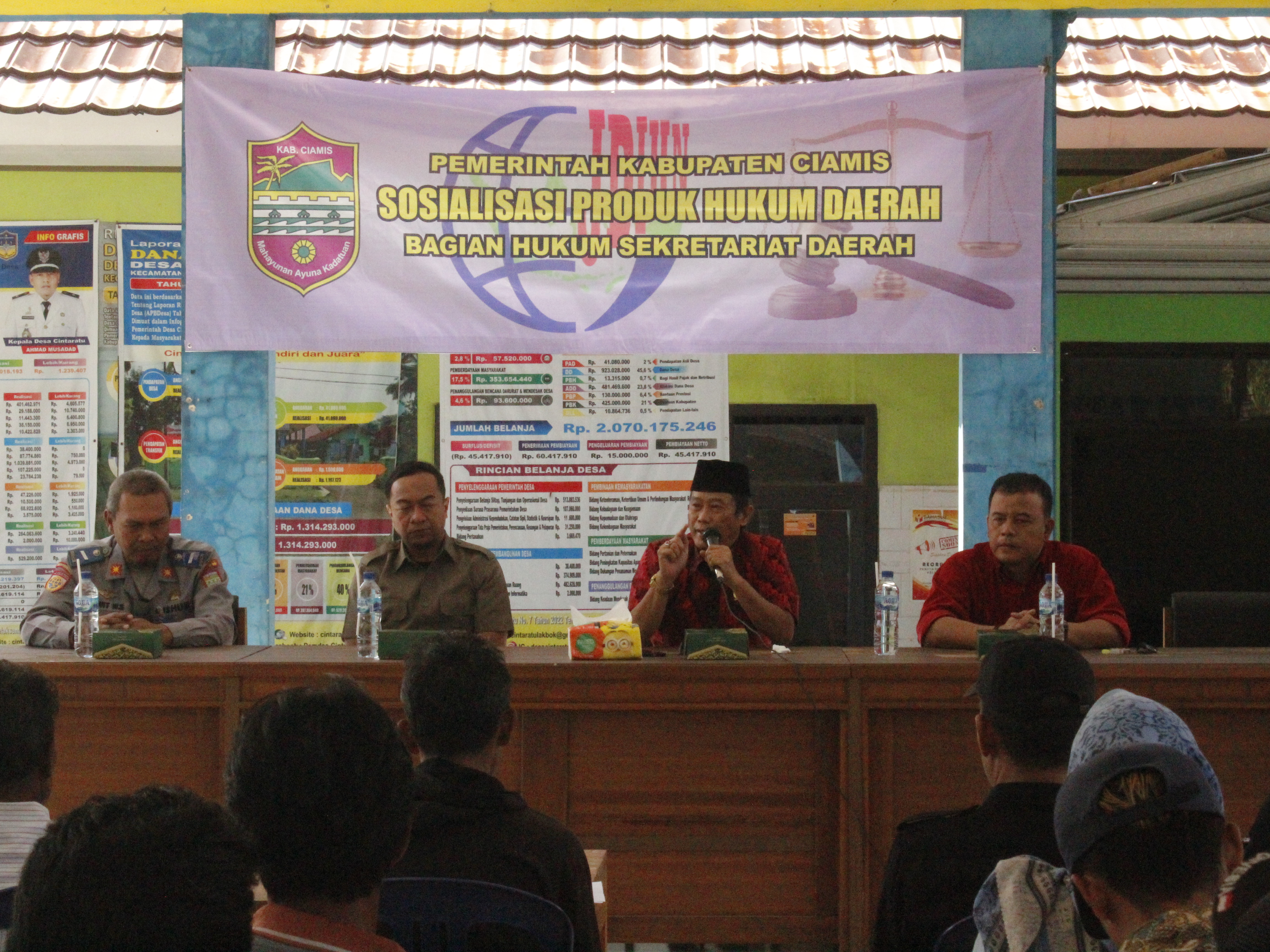 Sekretariat Daerah Kabupaten Ciamis Sosialisasikan Produk Hukum Daerah di Desa Cintaratu