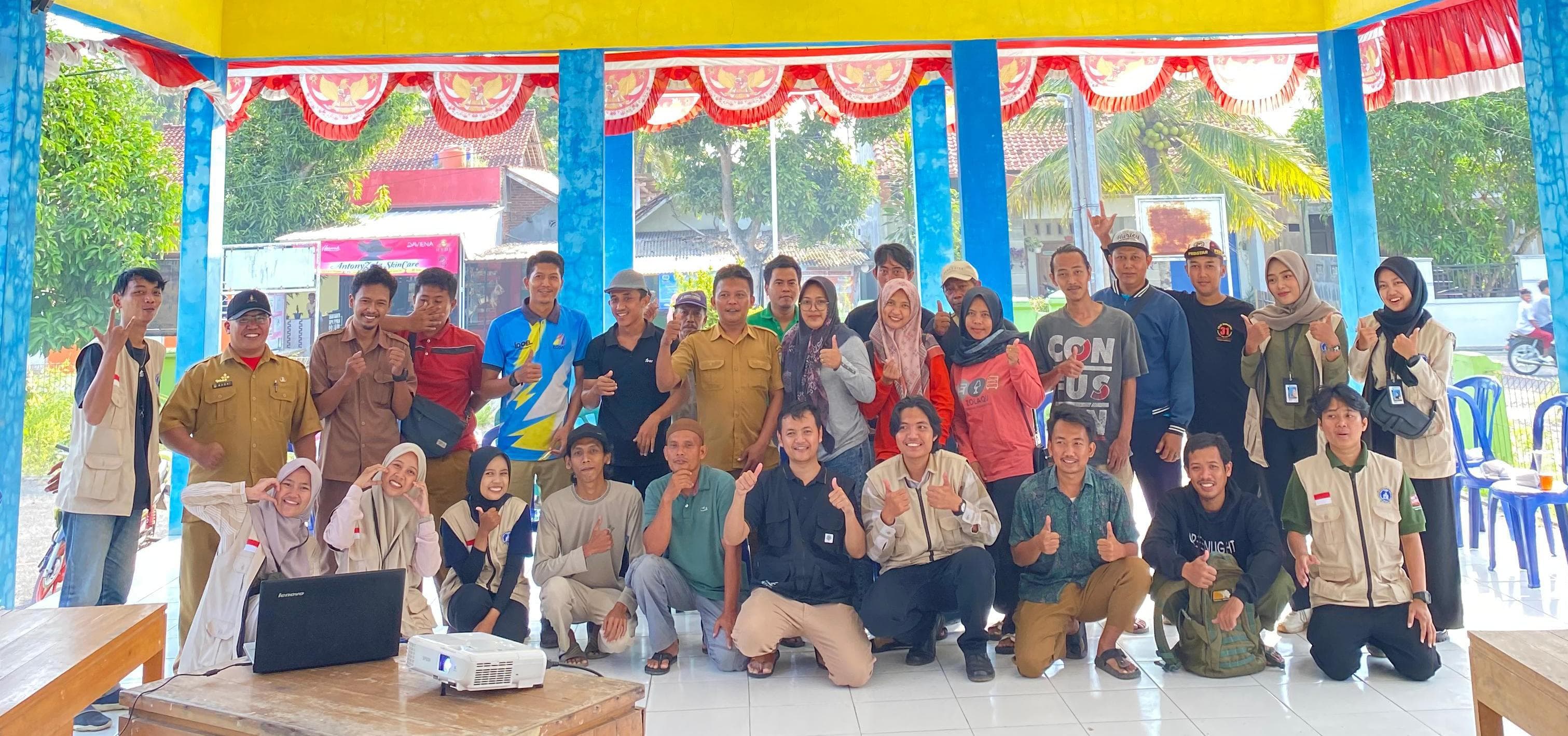 SOSIALISASI DIGITAL MARKETING KKN STISIP BINA PUTERA BANJAR BERSAMA KARANG TARUNA SUKARATU DESA CINTARATU