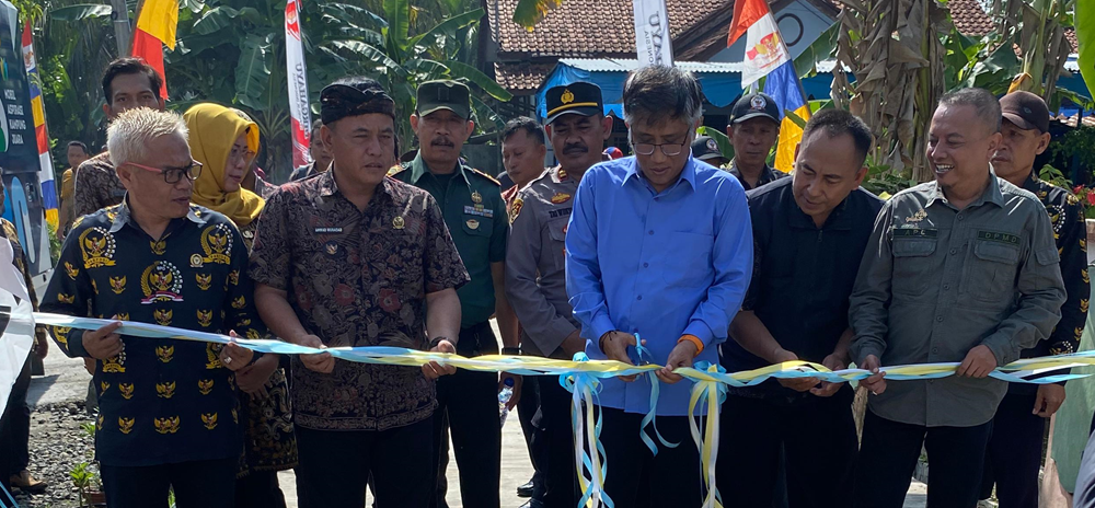 PERESMIAN JALAN DESA CINTARATU